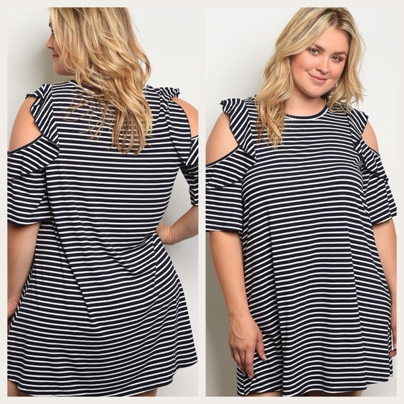 🌻PLUS Black & Cream cold shoulder tunic🌻 - Picture 4 of 4